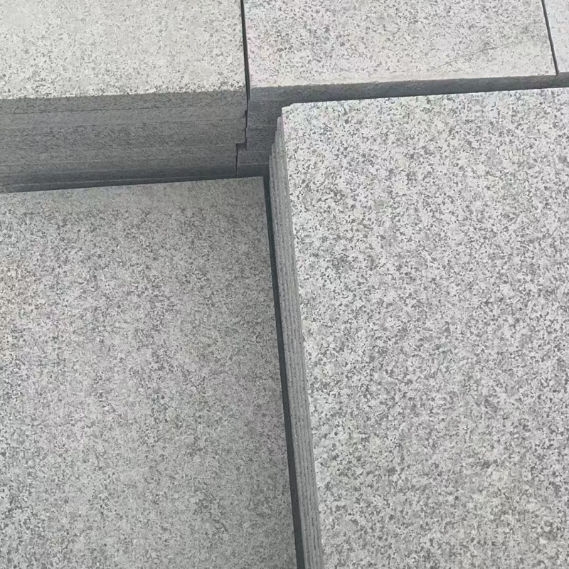 常德芝麻白地铺石石材厂家